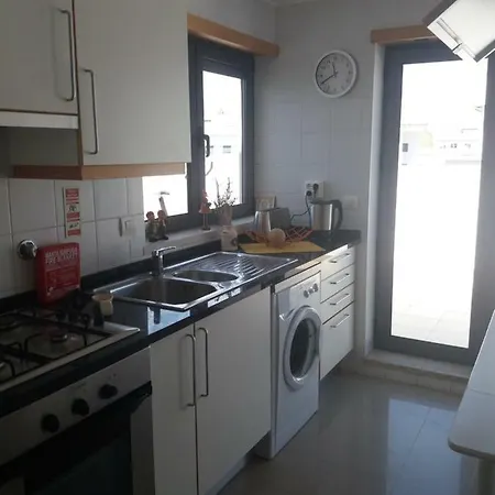 River & Rail Apartment *